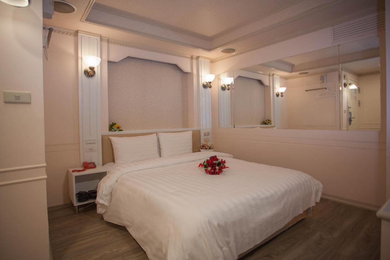 Showart Hotel Taipei Exterior photo